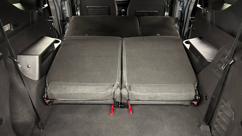 Dacia Jogger 1.0 TCe Extreme 5dr Petrol Estate